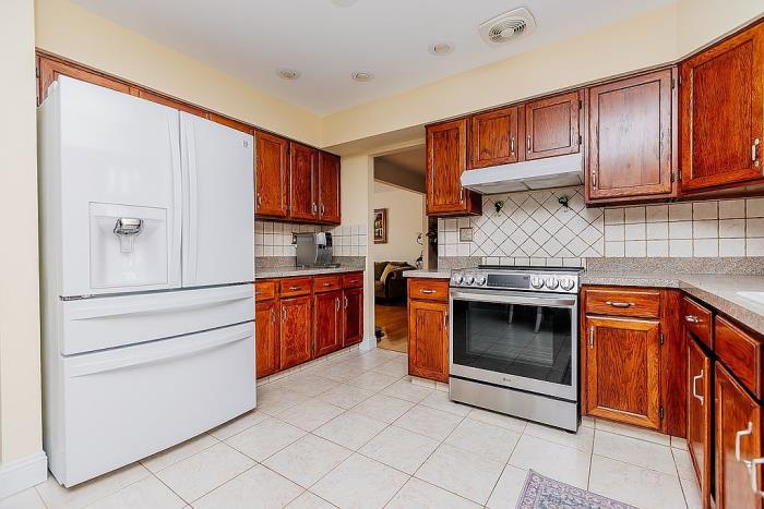 12 Copperleaf Drive Newtown, PA 18940 - Photo 11 of 51