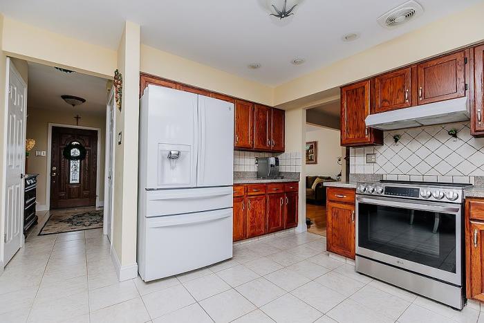 12 Copperleaf Drive Newtown, PA 18940 - Photo 6 of 51