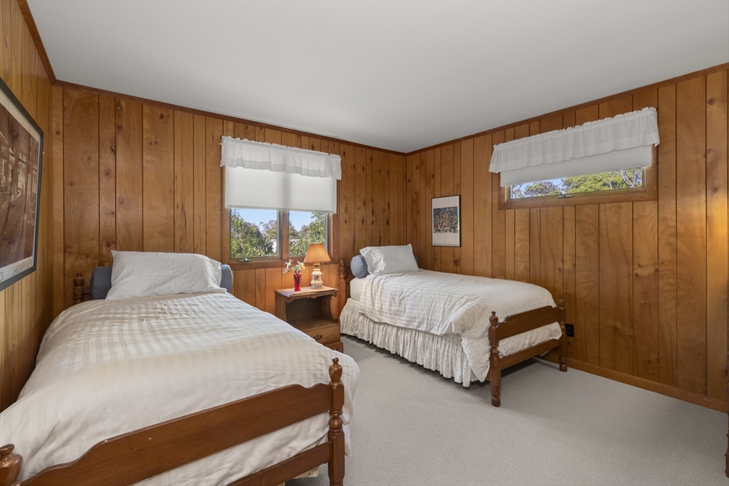 11 Sleepy Hollow Road Gloucester, MA 01930 - Photo 16 of 26