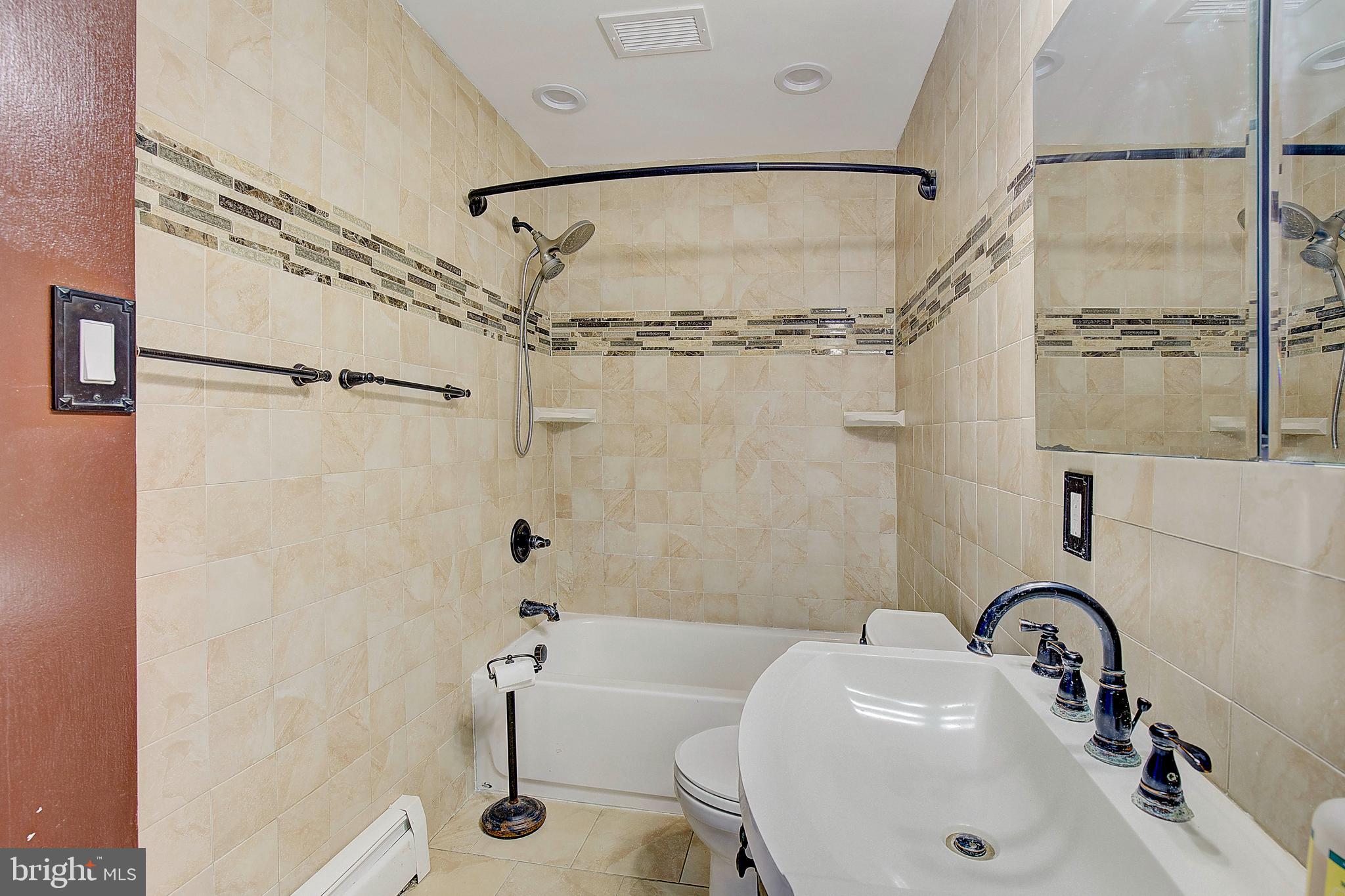 111 Oakwood Road Edgewater, MD 21037 - Photo 21 of 27