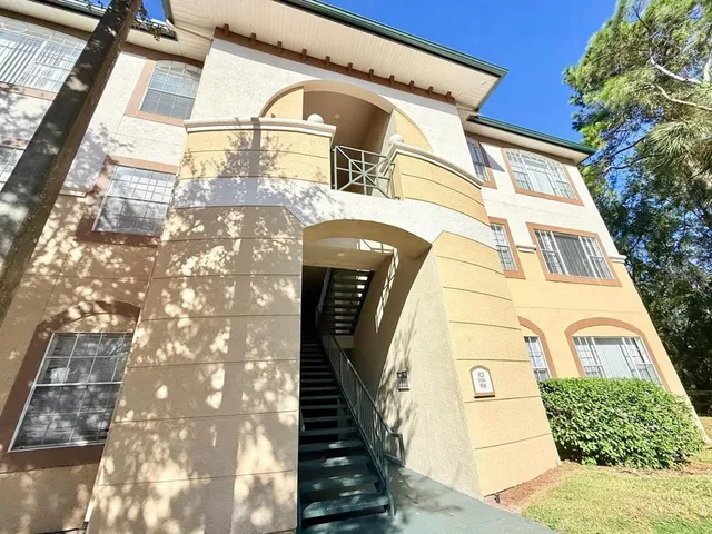 a view of a large building