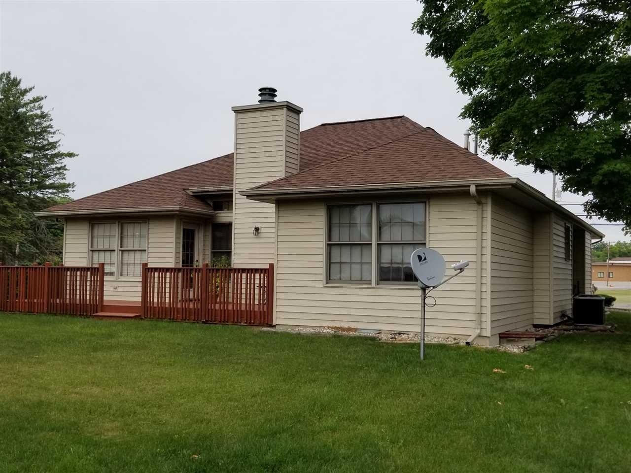 1046 South River Road Saginaw, MI 48609 - Photo 2 of 8 Gallery Image 2