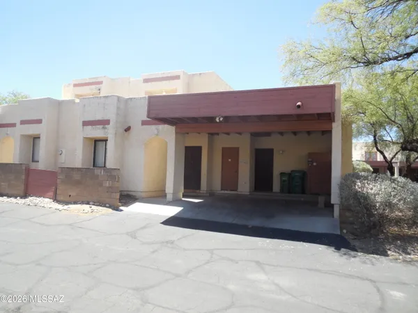 $269,900 | 629 West Placita De Las Lomitas, Tucson, AZ 85704