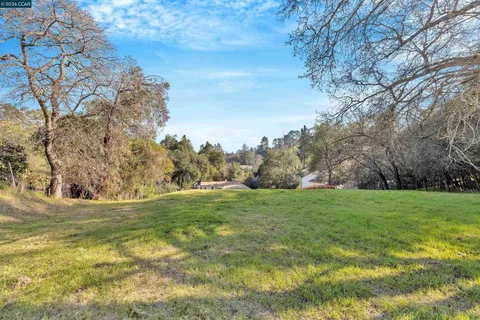 $1,799,000 | 1847-1847 Reliez Valley Road, Lafayette, CA 94549