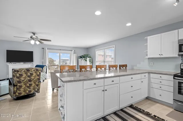 $679,000 | 208 Beaufort Avenue, Unit 1, Atlantic Beach, NC 28512