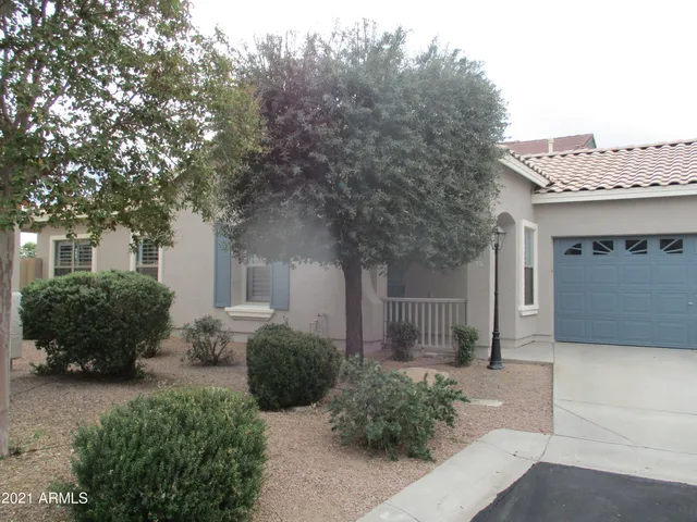 $2,195 | 2747 South Sailors Way, Gilbert, AZ 85295