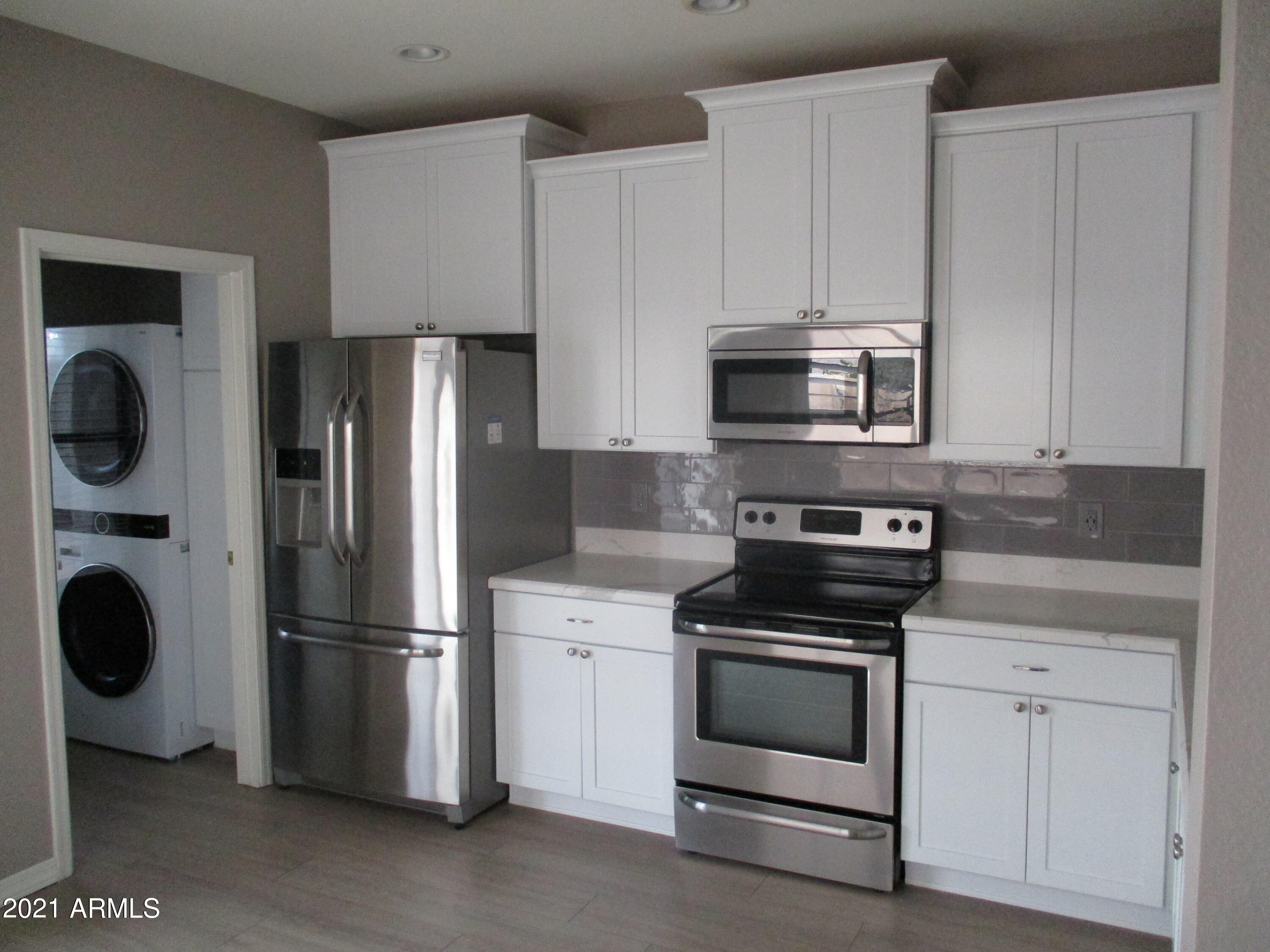 2747 South Sailors Way Gilbert, AZ 85295 - Photo 2 of 14 IMG_3483