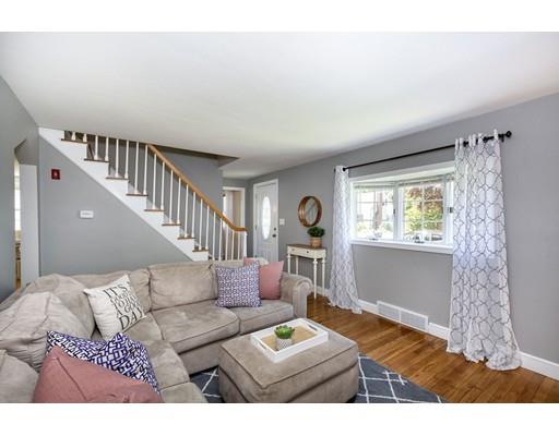 51 Gerard Road Norwell, MA 02061 - Photo 4 of 20 Gallery Image 4