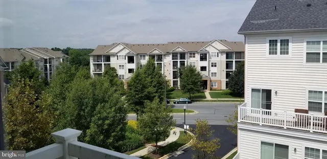 $2,600 | 13595 Station Street, Germantown, MD 20874