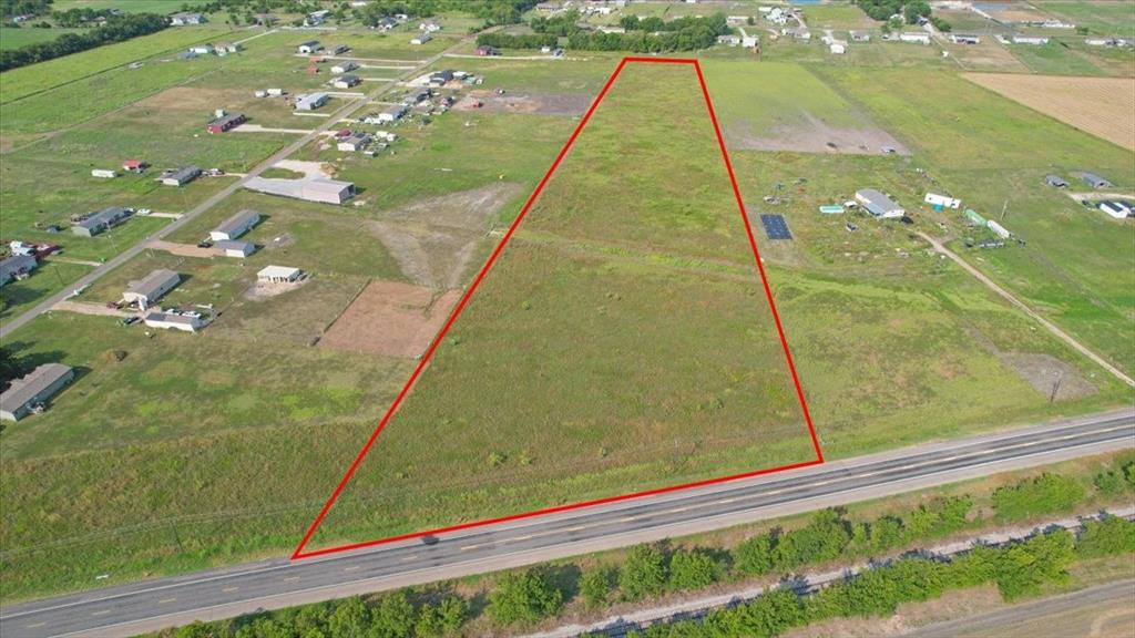 Tbd Tbd Us-69 Celeste, TX 75423 - Photo 3 of 12 a view of a balcony
