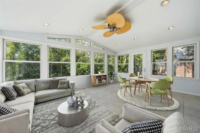 $233,500 | 1077 North Jackson Avenue, University City, MO 63130