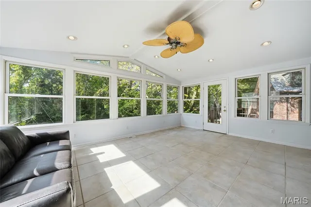 $233,500 | 1077 North Jackson Avenue, University City, MO 63130