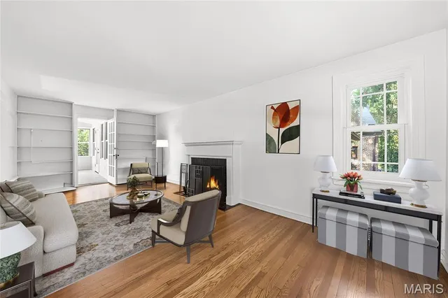 $233,500 | 1077 North Jackson Avenue, University City, MO 63130