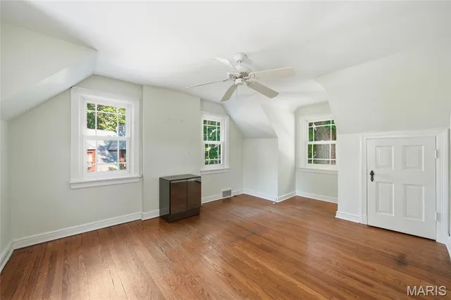 $233,500 | 1077 North Jackson Avenue, University City, MO 63130