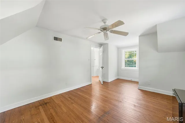 $233,500 | 1077 North Jackson Avenue, University City, MO 63130