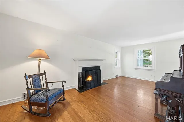 $233,500 | 1077 North Jackson Avenue, University City, MO 63130