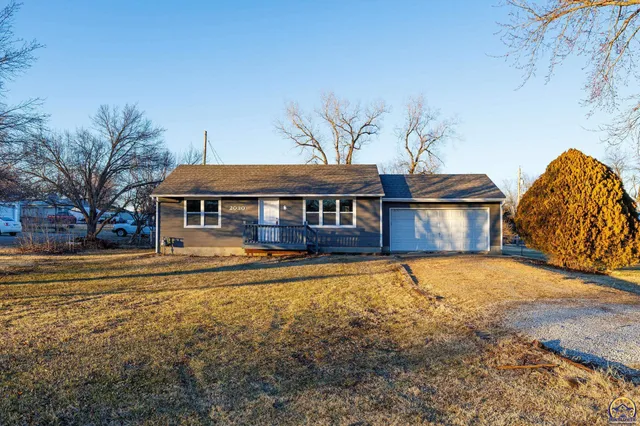 $174,500 | 2030 Southeast 37th Street, Topeka, KS 66605