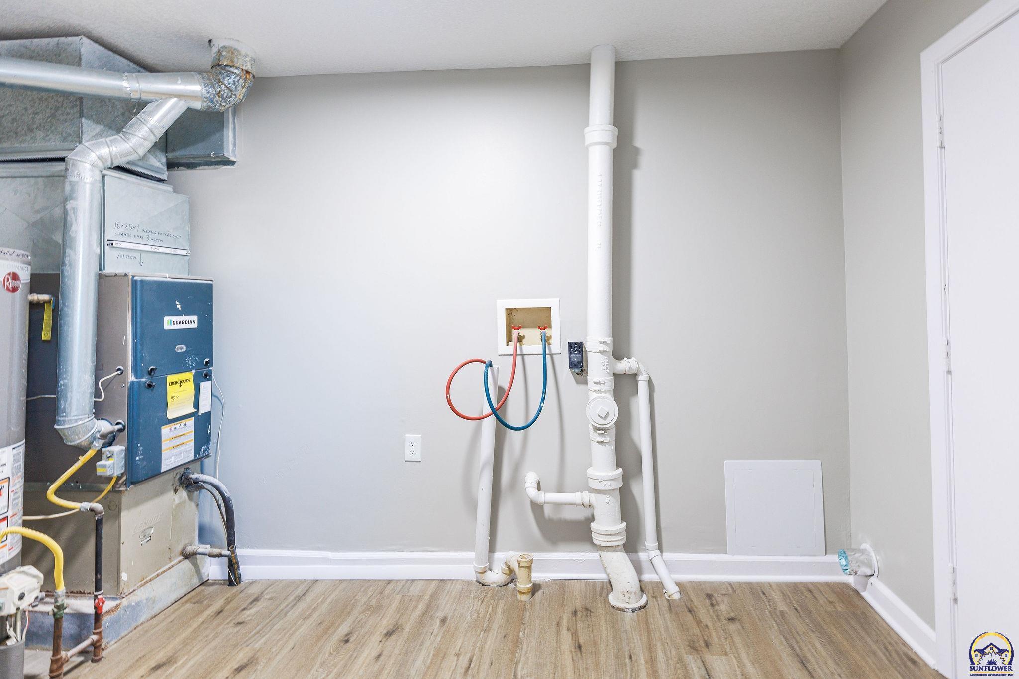 2030 Southeast 37th Street Topeka, KS 66605 - Photo 20 of 22