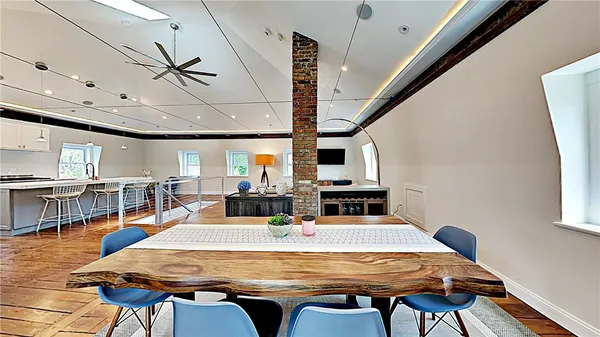 $3,400 | 21 School Street, Unit 4, Newport, RI 02840