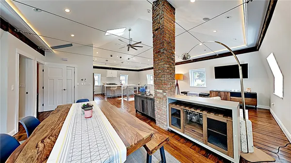 $3,400 | 21 School Street, Unit 4, Newport, RI 02840