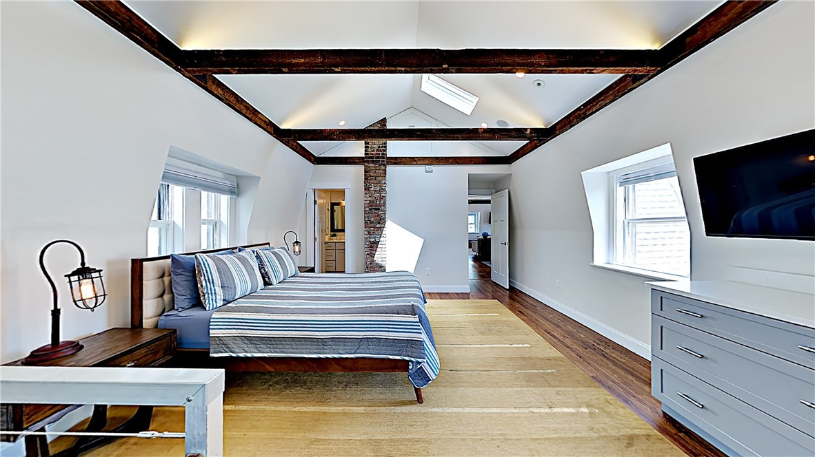 21 School Street, Unit 4 Newport, RI 02840 - Photo 28 of 34