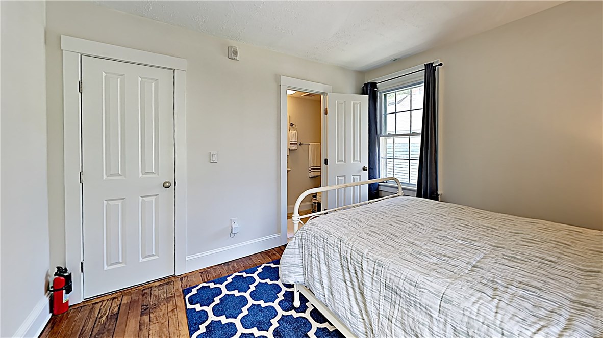 21 School Street, Unit 4 Newport, RI 02840 - Photo 32 of 34