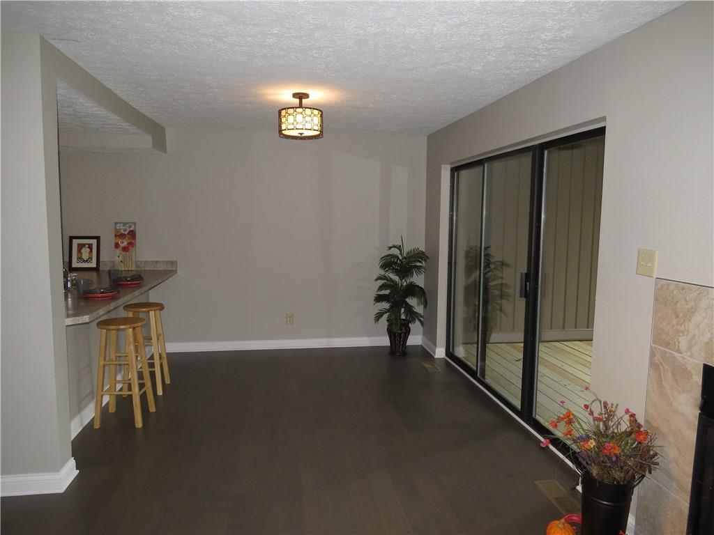 82 Lookout Ridge Drive Columbus, IN 47201 - Photo 4 of 22 Gallery Image 4