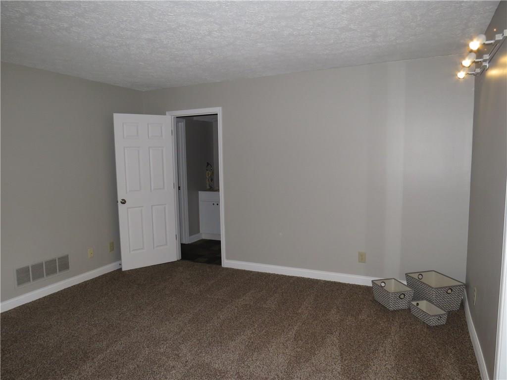 82 Lookout Ridge Drive Columbus, IN 47201 - Photo 10 of 22 Gallery Image 10