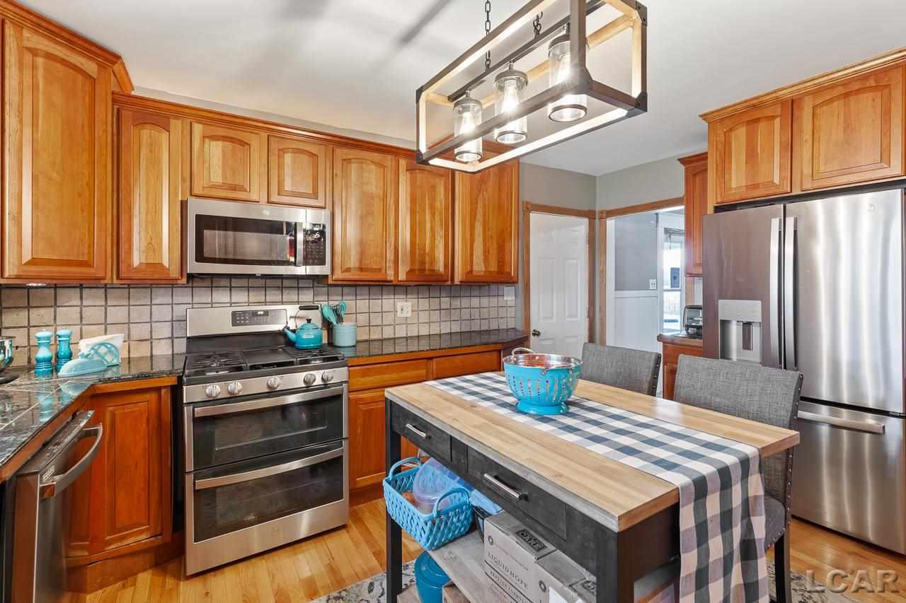 1350 West Munger Road Tecumseh, MI 49286 - Photo 4 of 36 50058158-3.JPG