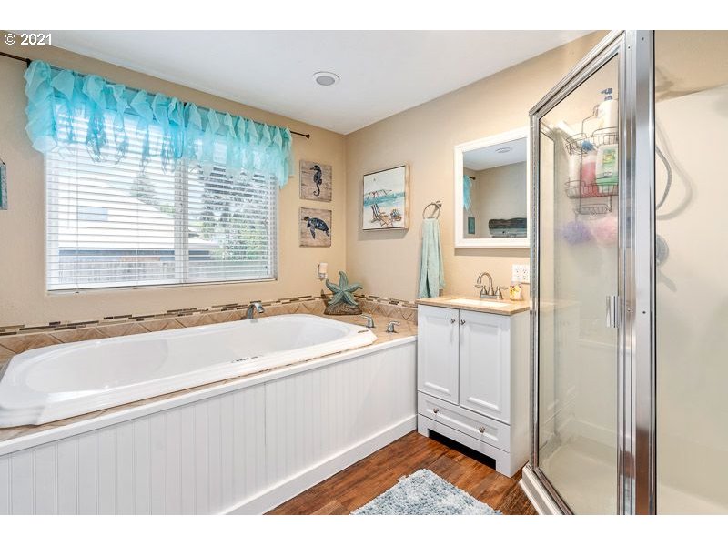 403 Hrubetz Road Southeast Salem, OR 97302 - Photo 12 of 27 Gallery Image 12