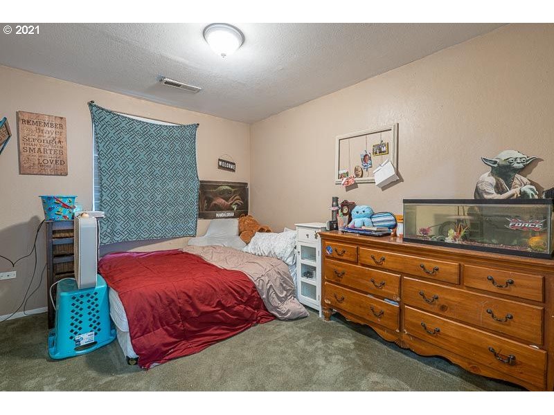 403 Hrubetz Road Southeast Salem, OR 97302 - Photo 16 of 27 Gallery Image 16