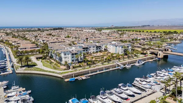 $1,300,000 | 1512 Seabridge Lane, Oxnard, CA 93035