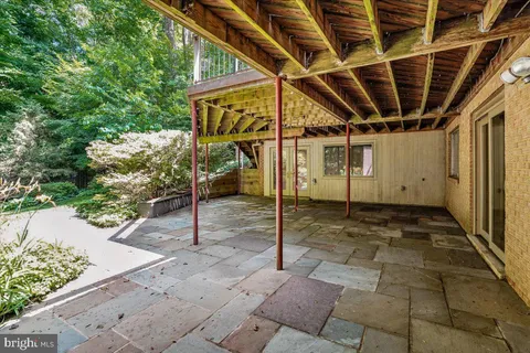$1,300,000 | 9009 Charred Oak Drive, Bethesda, MD 20817
