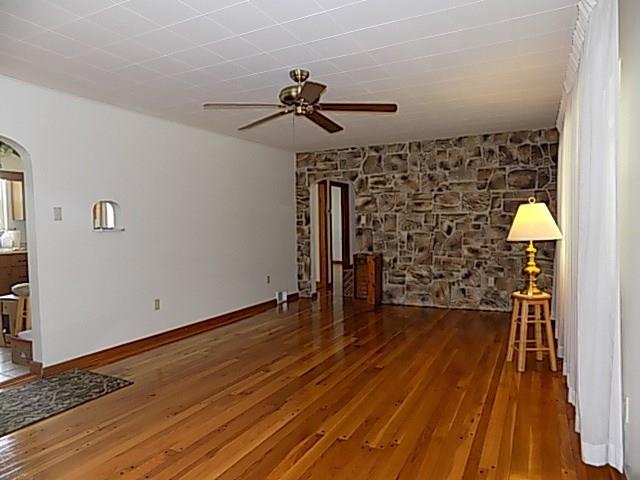3040 River Road Vandergrift, PA 15690 - Photo 4 of 15 Gallery Image 4