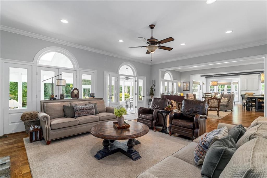 110 Manor Ridge Drive Woodstock, GA 30188 - Photo 14 of 105