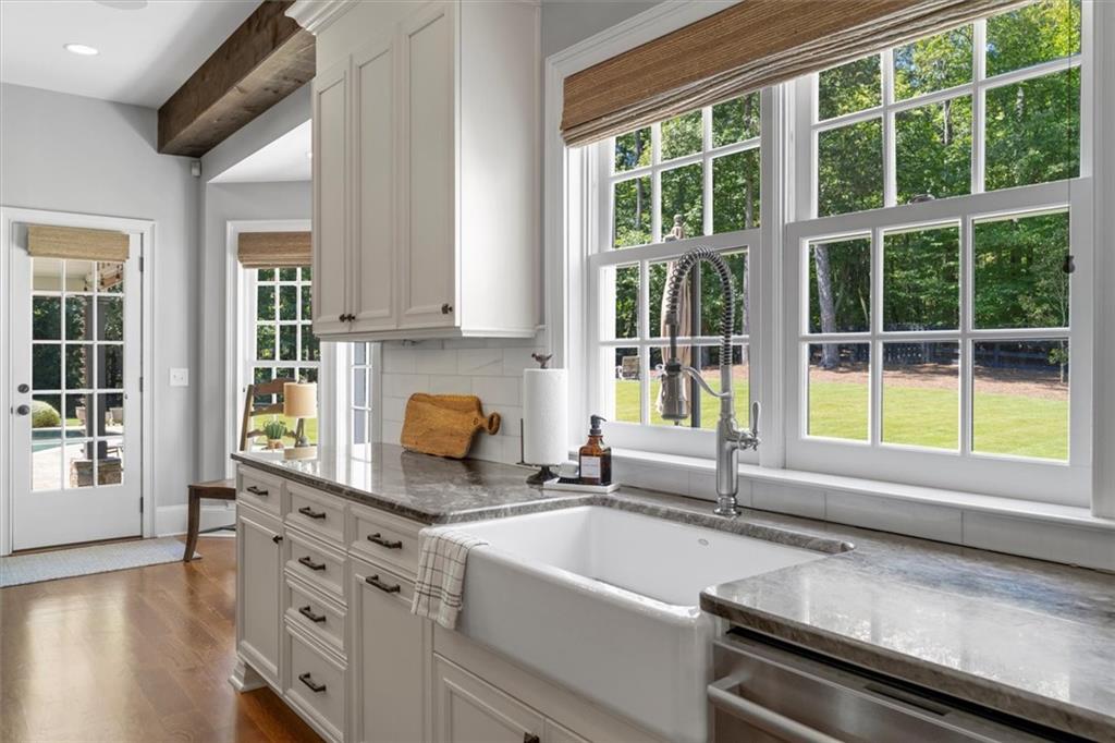 110 Manor Ridge Drive Woodstock, GA 30188 - Photo 24 of 105