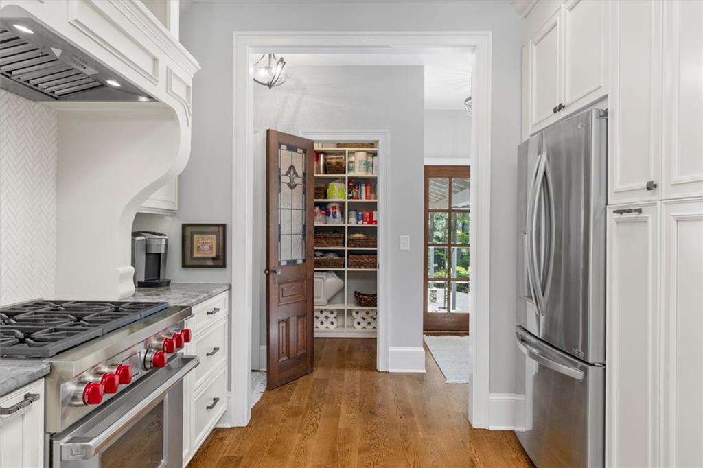 110 Manor Ridge Drive Woodstock, GA 30188 - Photo 27 of 105