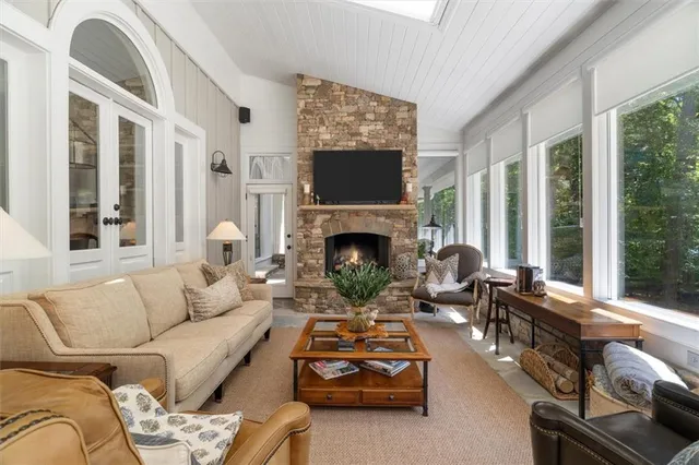 $2,289,000 | 110 Manor Ridge Drive, Woodstock, GA 30188