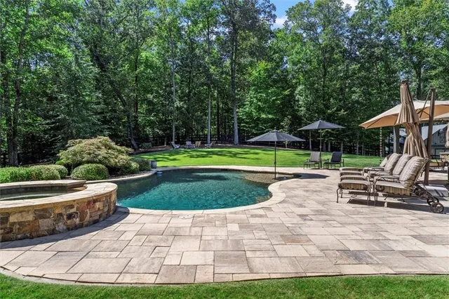 $2,289,000 | 110 Manor Ridge Drive, Woodstock, GA 30188