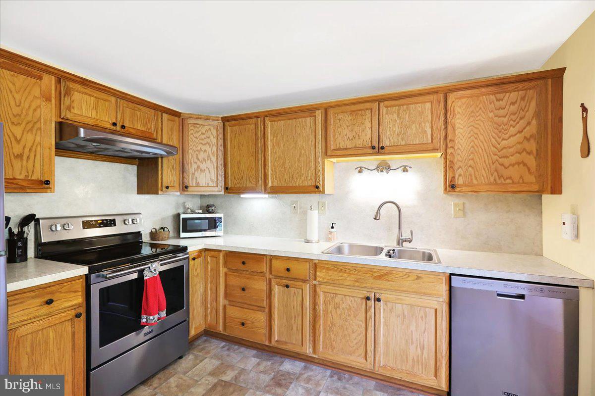 1 Fairway Road Reading, PA 19607 - Photo 12 of 26