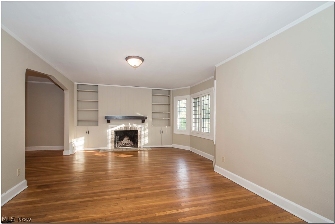 878 Roanoke Road Cleveland Heights, OH 44121 - Photo 3 of 33