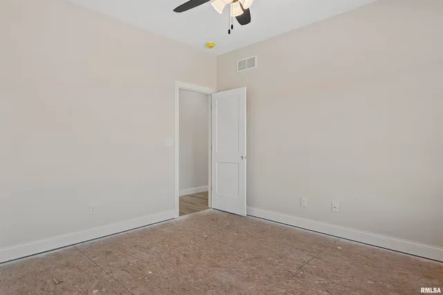 $549,900 | 404 Sundown Lane, Chatham, IL 62629