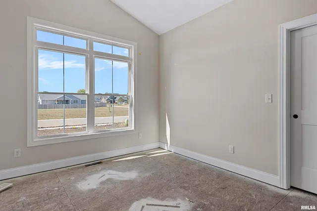 $549,900 | 404 Sundown Lane, Chatham, IL 62629