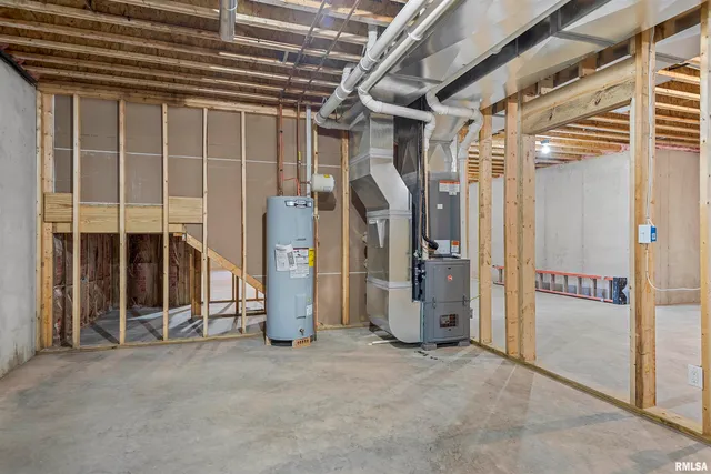 $549,900 | 404 Sundown Lane, Chatham, IL 62629