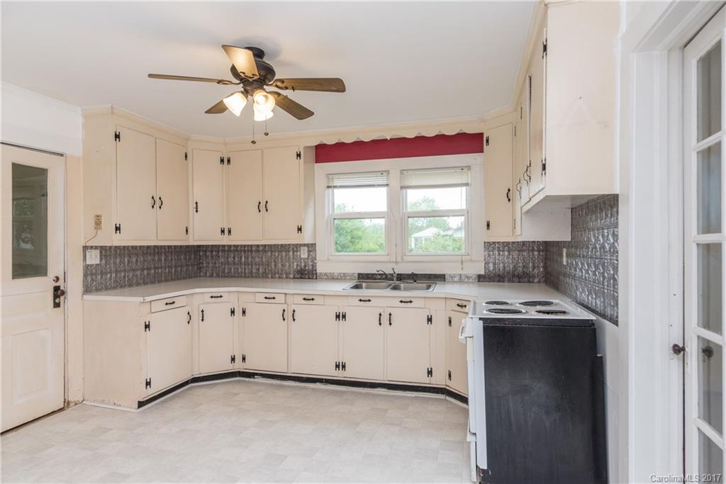 21831 Torrence Chapel Road Cornelius, NC 28031 - Photo 15 of 24 Gallery Image 15