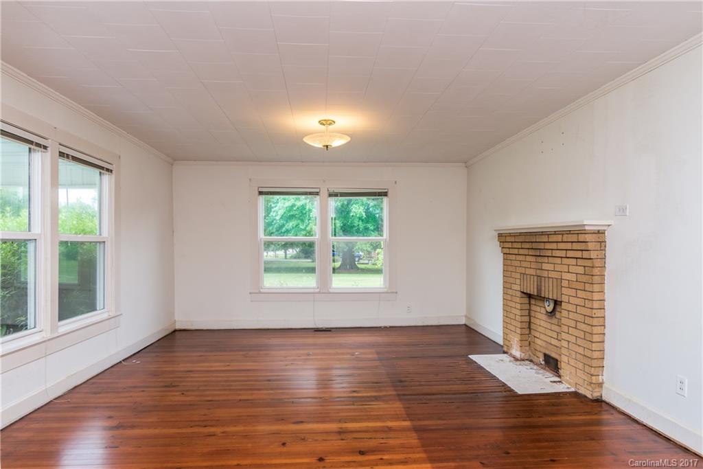 21831 Torrence Chapel Road Cornelius, NC 28031 - Photo 5 of 24 Gallery Image 5