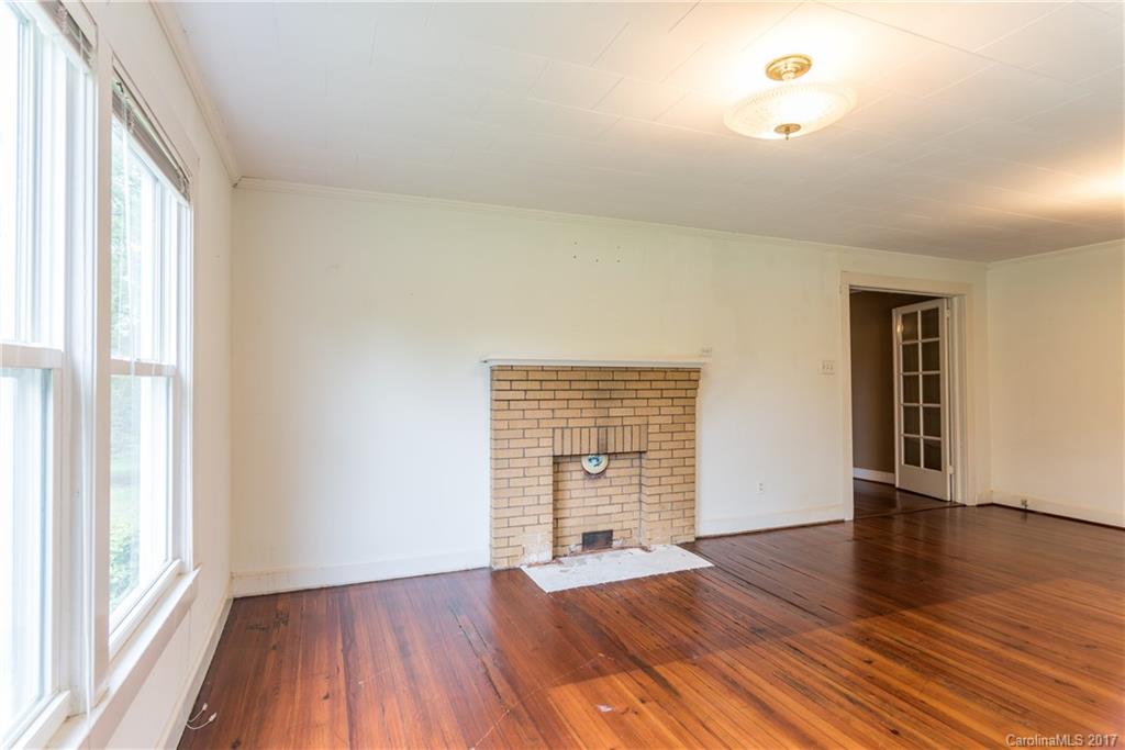 21831 Torrence Chapel Road Cornelius, NC 28031 - Photo 6 of 24 Gallery Image 6