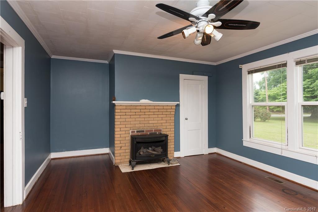 21831 Torrence Chapel Road Cornelius, NC 28031 - Photo 10 of 24 Gallery Image 10
