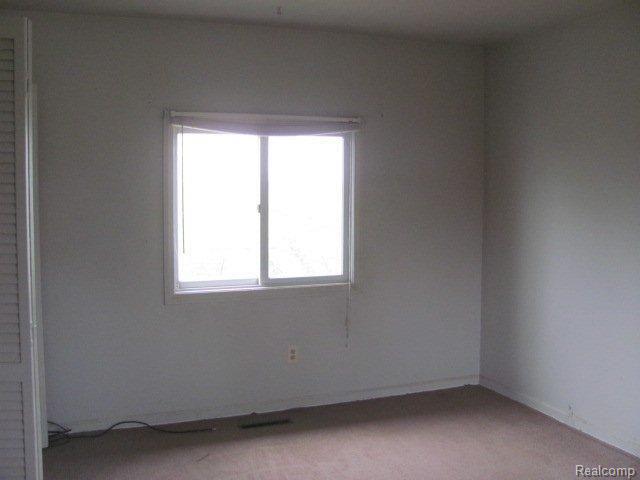 8980 Croswell Road Jeddo, MI 48032 - Photo 6 of 15 6bedroom