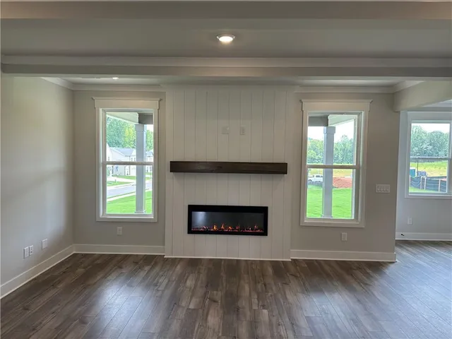 $563,405 | 165 Brandle Rose Way, Hoschton, GA 30548